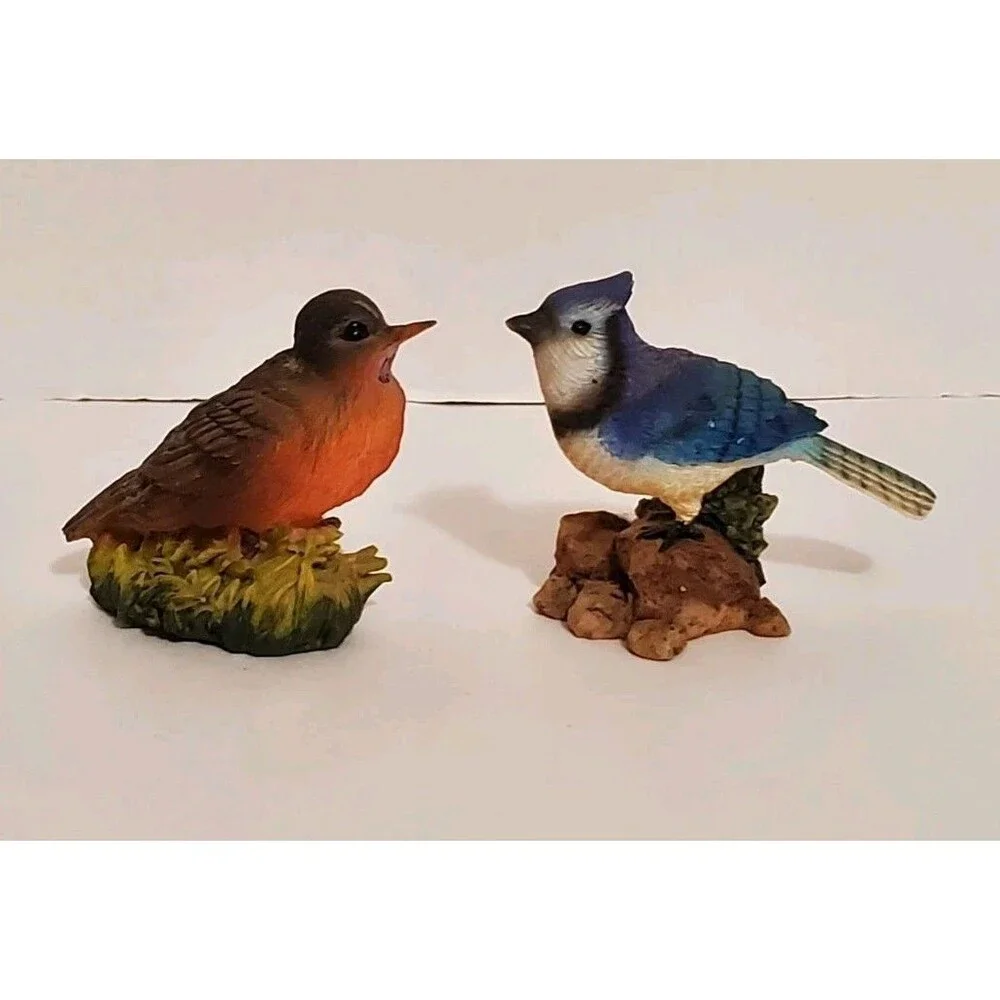 Barjan Resin Bird Figurine Lot Blue Jay & American Robin Backyard 3